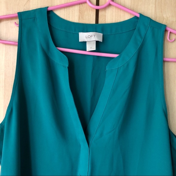 2/$25 Ann Taylor LOFT Chiffon Tank Top - Picture 2 of 4